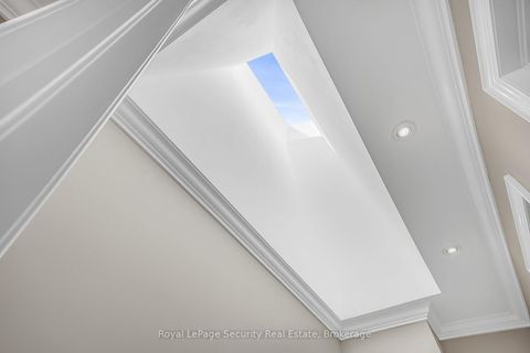 Photo 26 at 67 Northland Avenue, Smythe, Toronto