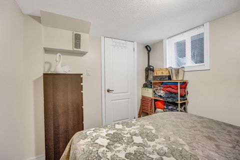 Photo 44 at 67 Northland Avenue, Smythe, Toronto