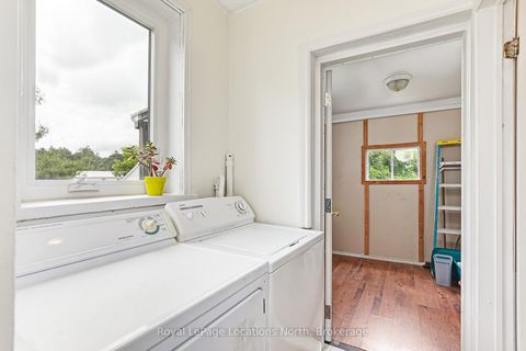 Photo 17 at 5576 Concession Rd 6, Rural Clearview, Clearview