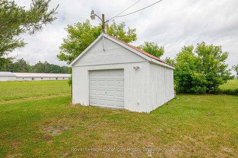 Photo 29 at 5576 Concession Rd 6, Rural Clearview, Clearview