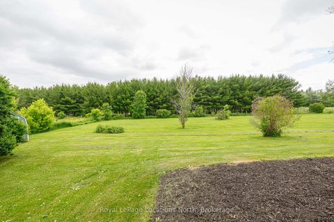 Photo 33 at 5576 Concession Rd 6, Rural Clearview, Clearview