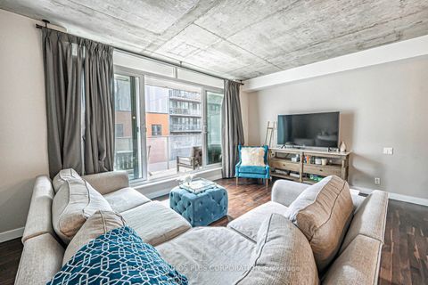 Photo 1 at 424 - 75 Portland Street, Waterfront Communities C1, Toronto