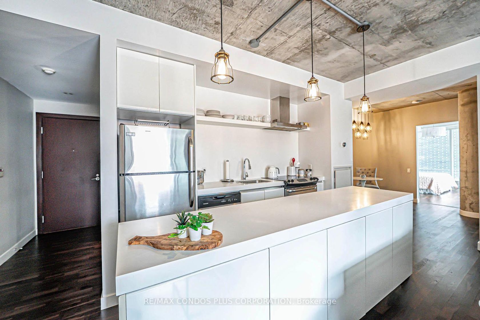424 - 75 Portland Street, Waterfront Communities C1, Toronto photo number 2