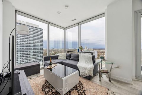 Photo 7 at N2009 - 7 Golden Lion Heights, Newtonbrook East, Toronto