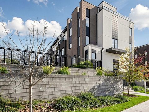 Photo 3 at 1 - 55 Thomas Mulholland Drive, CFB, Toronto