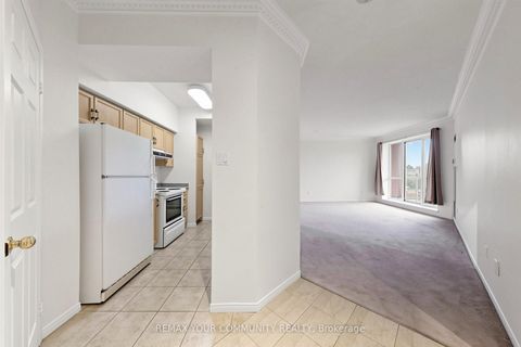 Photo 15 at 506 - 800 Sheppard Avenue W, Bathurst Manor, Toronto