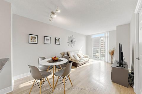 Photo 8 at 1124 - 25 Greenview Avenue, Newtonbrook West, Toronto