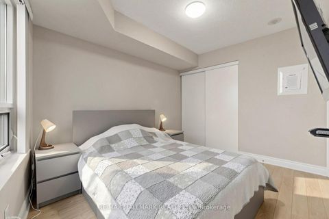 Photo 18 at 1124 - 25 Greenview Avenue, Newtonbrook West, Toronto