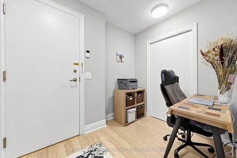 Photo 20 at 1124 - 25 Greenview Avenue, Newtonbrook West, Toronto