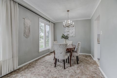 Photo 13 at 30 Murmouth Road, Sullivan, Toronto