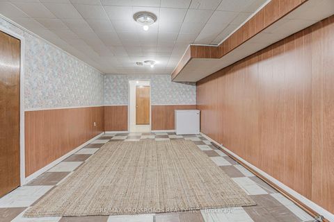 Photo 26 at 30 Murmouth Road, Sullivan, Toronto