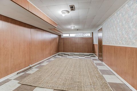 Photo 27 at 30 Murmouth Road, Sullivan, Toronto
