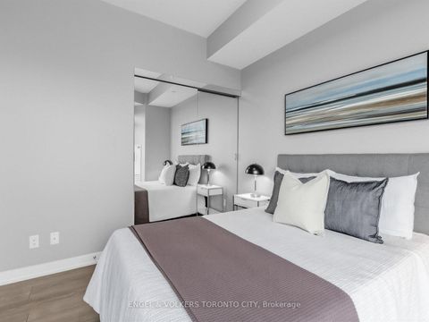 Photo 11 at 1311 - 30 Ordnance Street, Niagara, Toronto