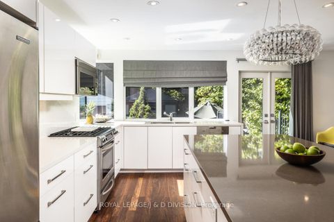 Photo 9 at 44 Standish Avenue, Moore Park, Toronto