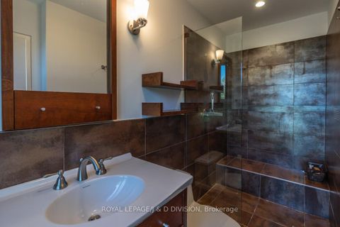 Photo 21 at 44 Standish Avenue, Moore Park, Toronto