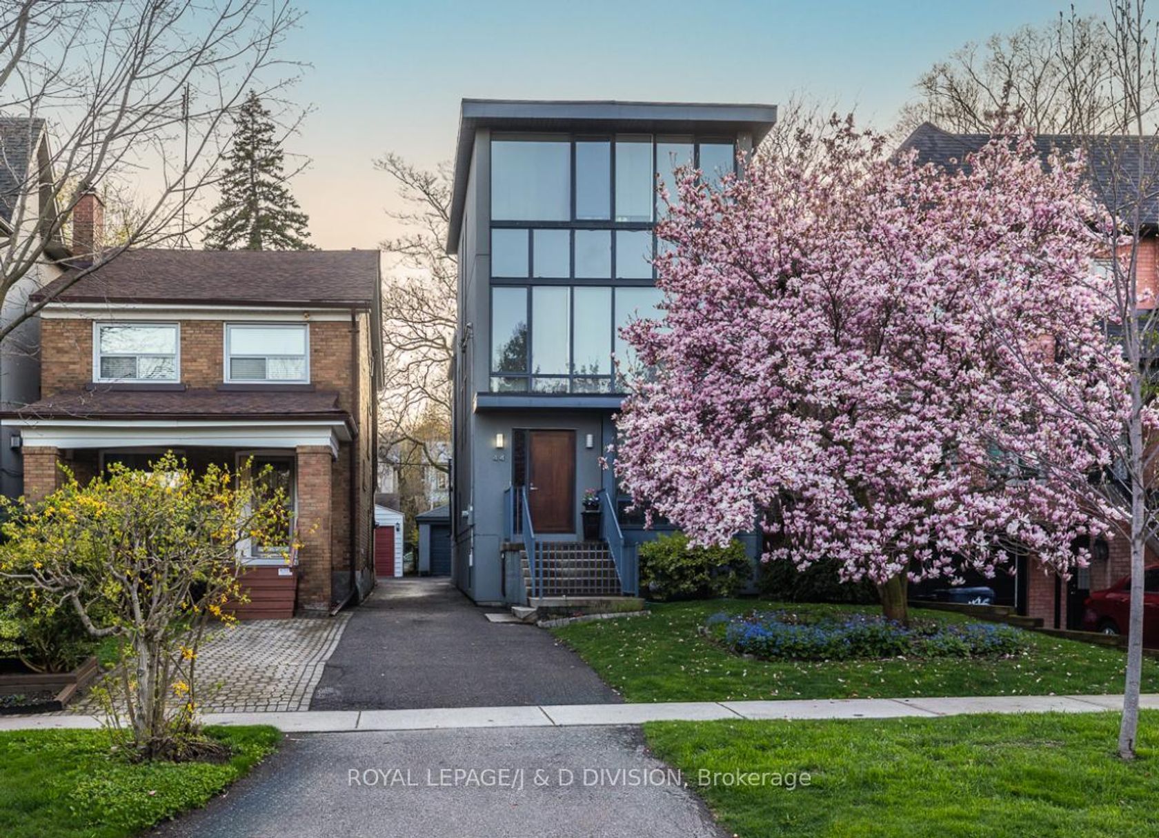 44 Standish Avenue, Moore Park, Toronto 