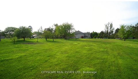 Photo 9 at 41 Diana Drive, Nobleton, King