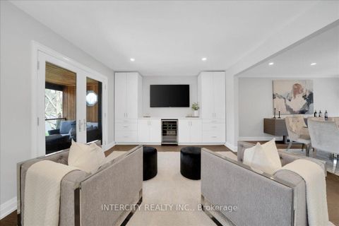 Photo 11 at 61 Golfwood Heights, The Westway, Toronto