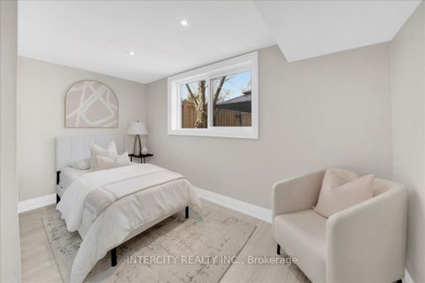 Photo 39 at 61 Golfwood Heights, The Westway, Toronto
