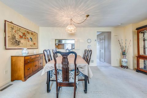 Photo 8 at 4 English Ivyway, Steeles, Toronto