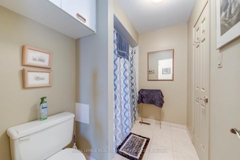 Photo 24 at 4 English Ivyway, Steeles, Toronto