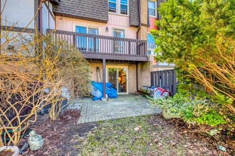 Photo 32 at 4 English Ivyway, Steeles, Toronto