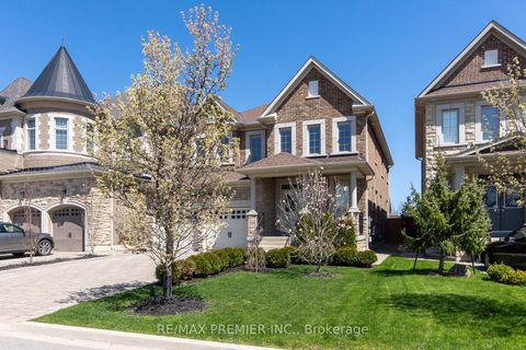 Photo 2 at 116 Torrey Pines Road, Kleinburg, Vaughan