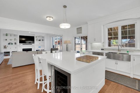 Photo 11 at 116 Torrey Pines Road, Kleinburg, Vaughan