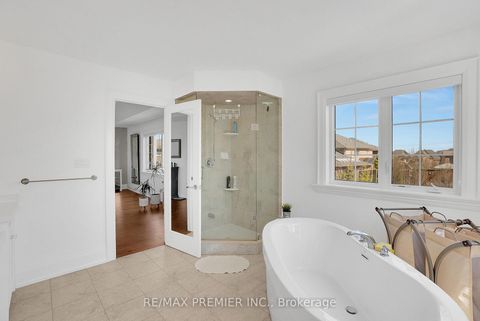 Photo 24 at 116 Torrey Pines Road, Kleinburg, Vaughan