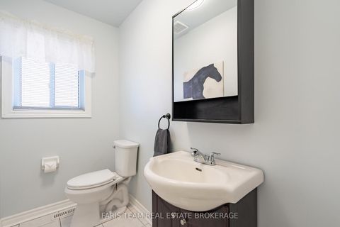 Photo 15 at 4 Whispering Pine Place, Bayshore, Barrie