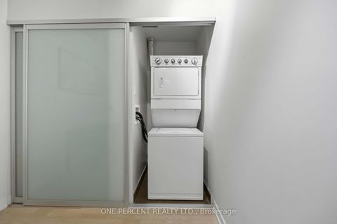 Photo 21 at 314 - 650 King Street W, Waterfront Communities C1, Toronto