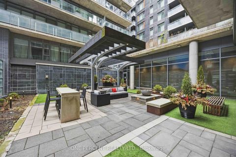Photo 22 at 314 - 650 King Street W, Waterfront Communities C1, Toronto