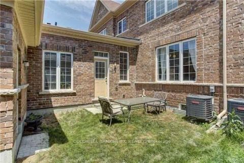 Photo 2 at 310 Barons Street, Kleinburg, Vaughan