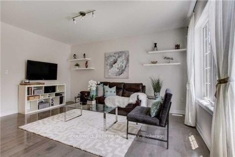 Photo 3 at 310 Barons Street, Kleinburg, Vaughan
