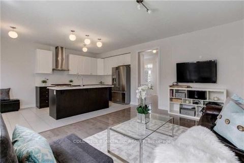 Photo 4 at 310 Barons Street, Kleinburg, Vaughan
