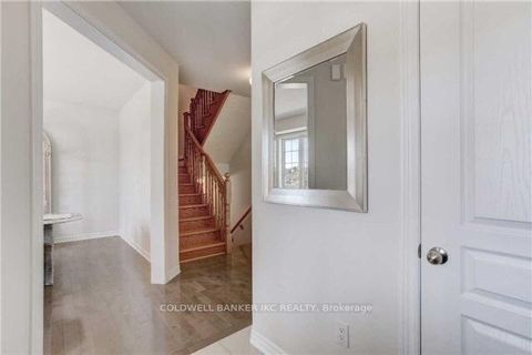 Photo 10 at 310 Barons Street, Kleinburg, Vaughan