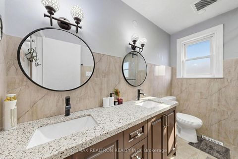 Photo 24 at 950 McCowan Road, Bendale, Toronto