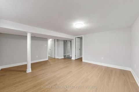 Photo 30 at 950 McCowan Road, Bendale, Toronto