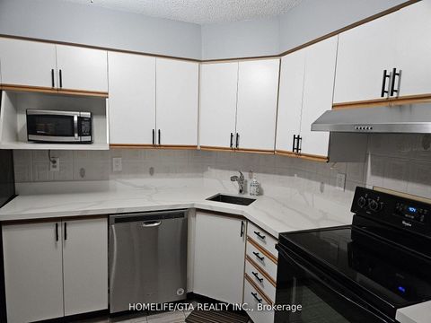 Photo 5 at 1409 - 41 Markbrook Lane, Jamestown, Toronto