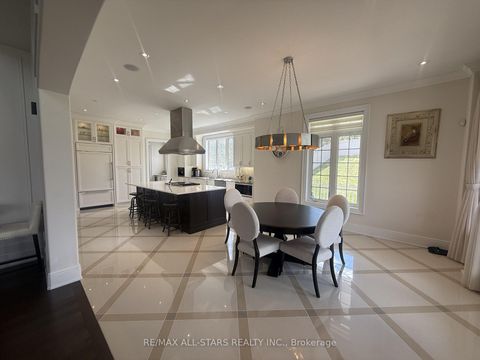 Photo 3 at 37 - 37 Country Club Crescent, Rural Uxbridge, Uxbridge