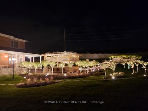 Photo 31 at 37 - 37 Country Club Crescent, Rural Uxbridge, Uxbridge