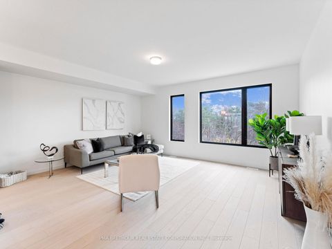 Photo 9 at 18 Rainwater Lane, Holly, Barrie