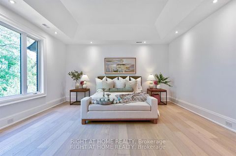 Photo 24 at 27 Hurlingham Crescent, Don Mills, Toronto