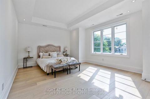 Photo 29 at 27 Hurlingham Crescent, Don Mills, Toronto