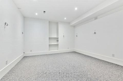 Photo 45 at 27 Hurlingham Crescent, Don Mills, Toronto