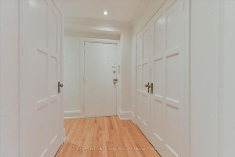 Photo 7 at 106 - 100 Oriole Parkway, St. Clair, Toronto