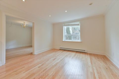 Photo 9 at 106 - 100 Oriole Parkway, St. Clair, Toronto