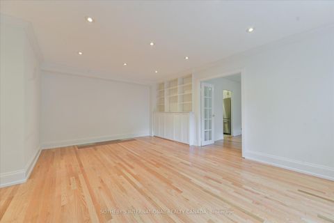 Photo 10 at 106 - 100 Oriole Parkway, St. Clair, Toronto