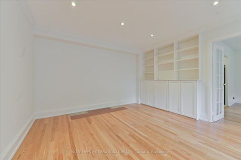 Photo 11 at 106 - 100 Oriole Parkway, St. Clair, Toronto