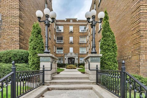 Photo 29 at 106 - 100 Oriole Parkway, St. Clair, Toronto